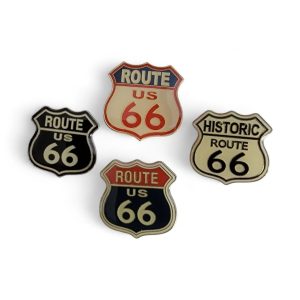 pin's pour chapeau, casquette, blouson en cuir ou tissu lot de 4 (3€ pièce ht) thématique route 66