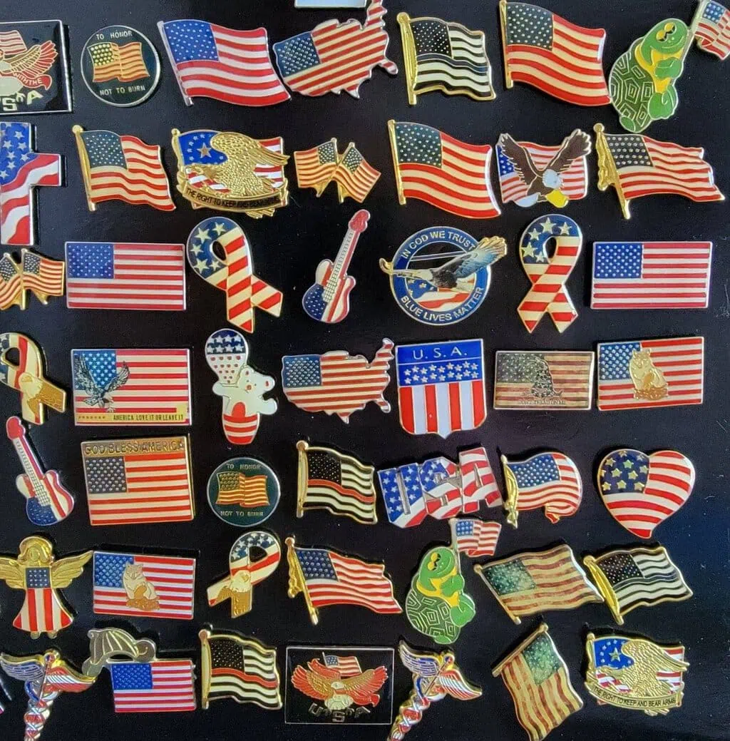 pin's pour chapeau, casquette, blouson en cuir ou tissu lot de 72 (1€50 pièce ht) thématique biker (copie)