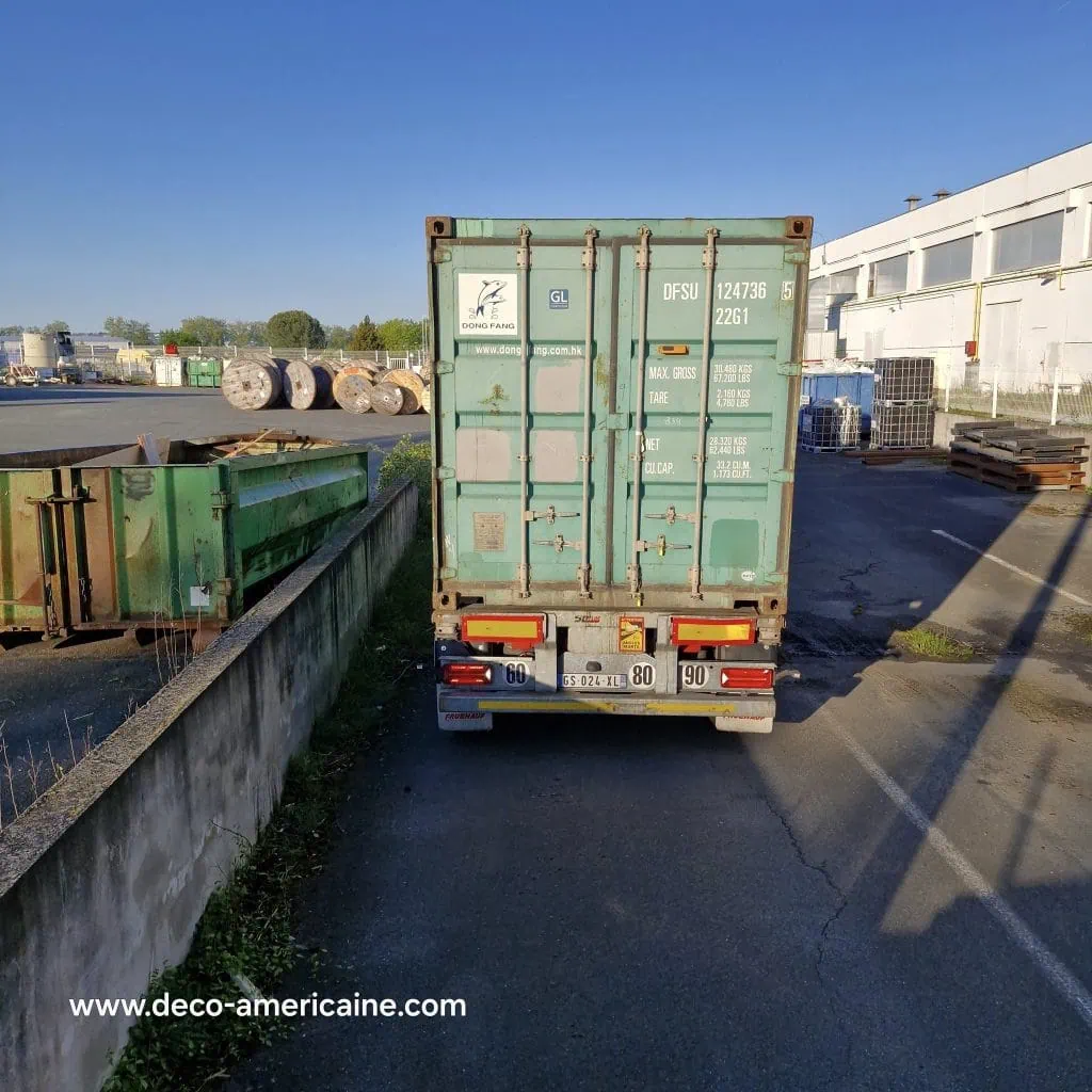 2025 arrivage et depotage d un container de goodies americains